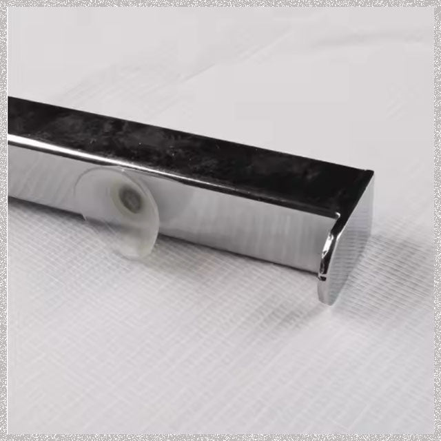 10" Faceout rect tube for recessed universal slatwall